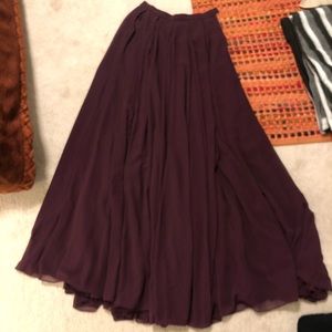 Halston Heritage skirt sz 4 pleated